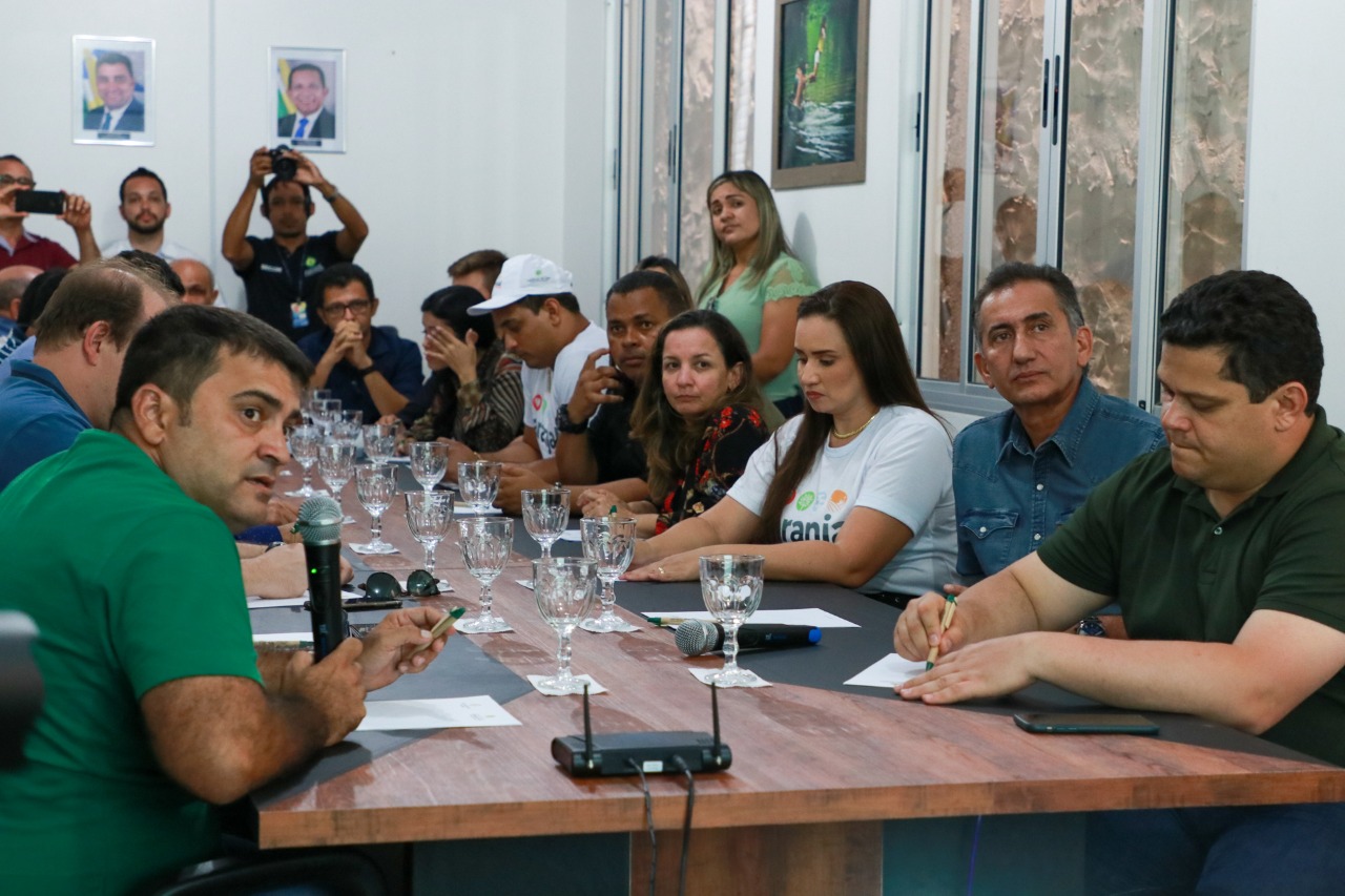 Prefeito Márcio Serrão e Vice Prefeito Irmão Tadeu recebem autoridades no Vale do Jari.